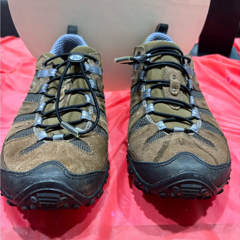 Merrell Womens chameleon arc Brown Outdoor Hiking Shoes size 10